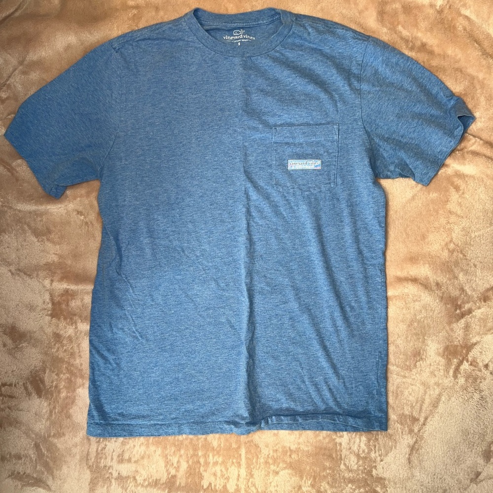 Vineyard Vines T-shirt